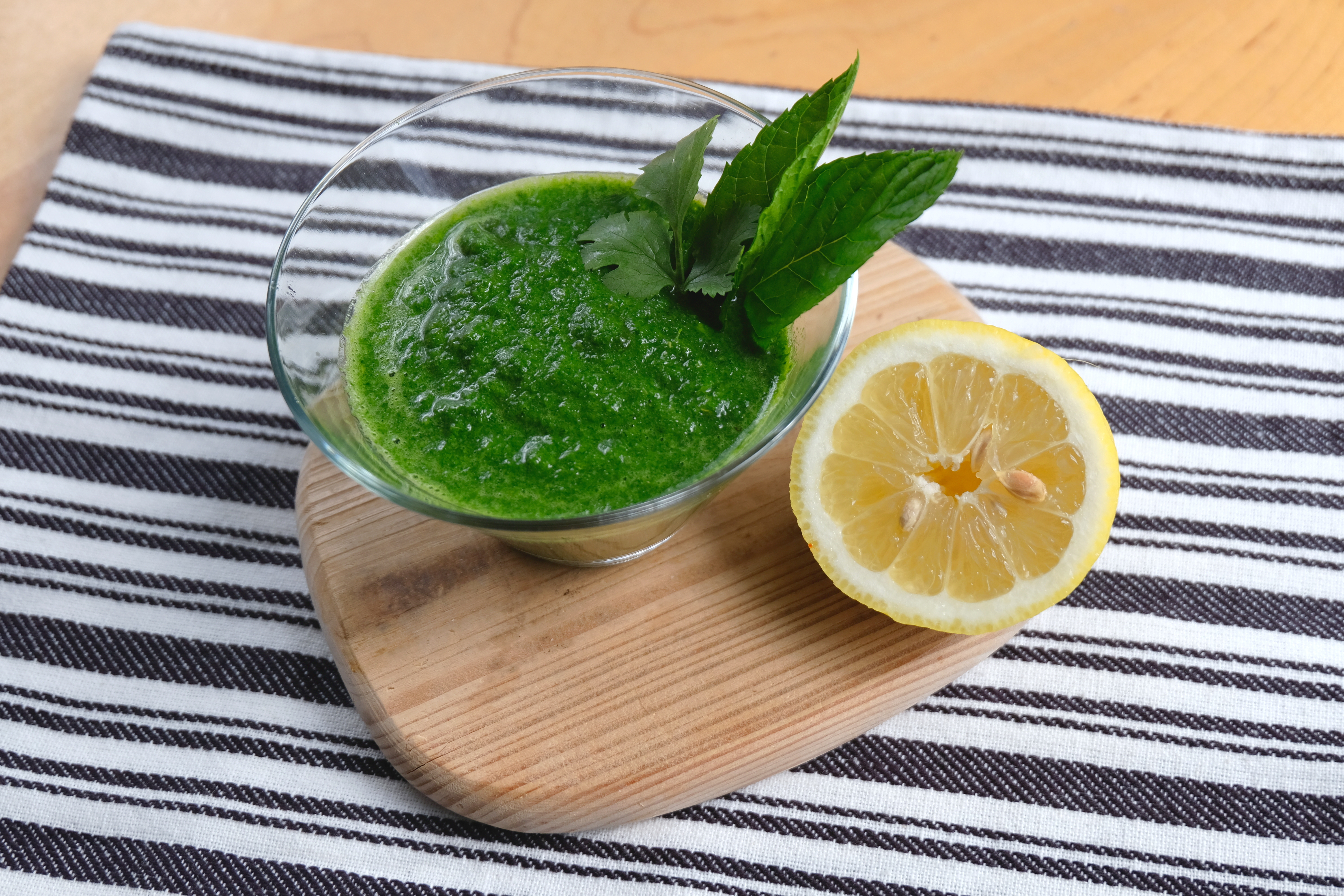 צ’אטני כוסברה ונענע