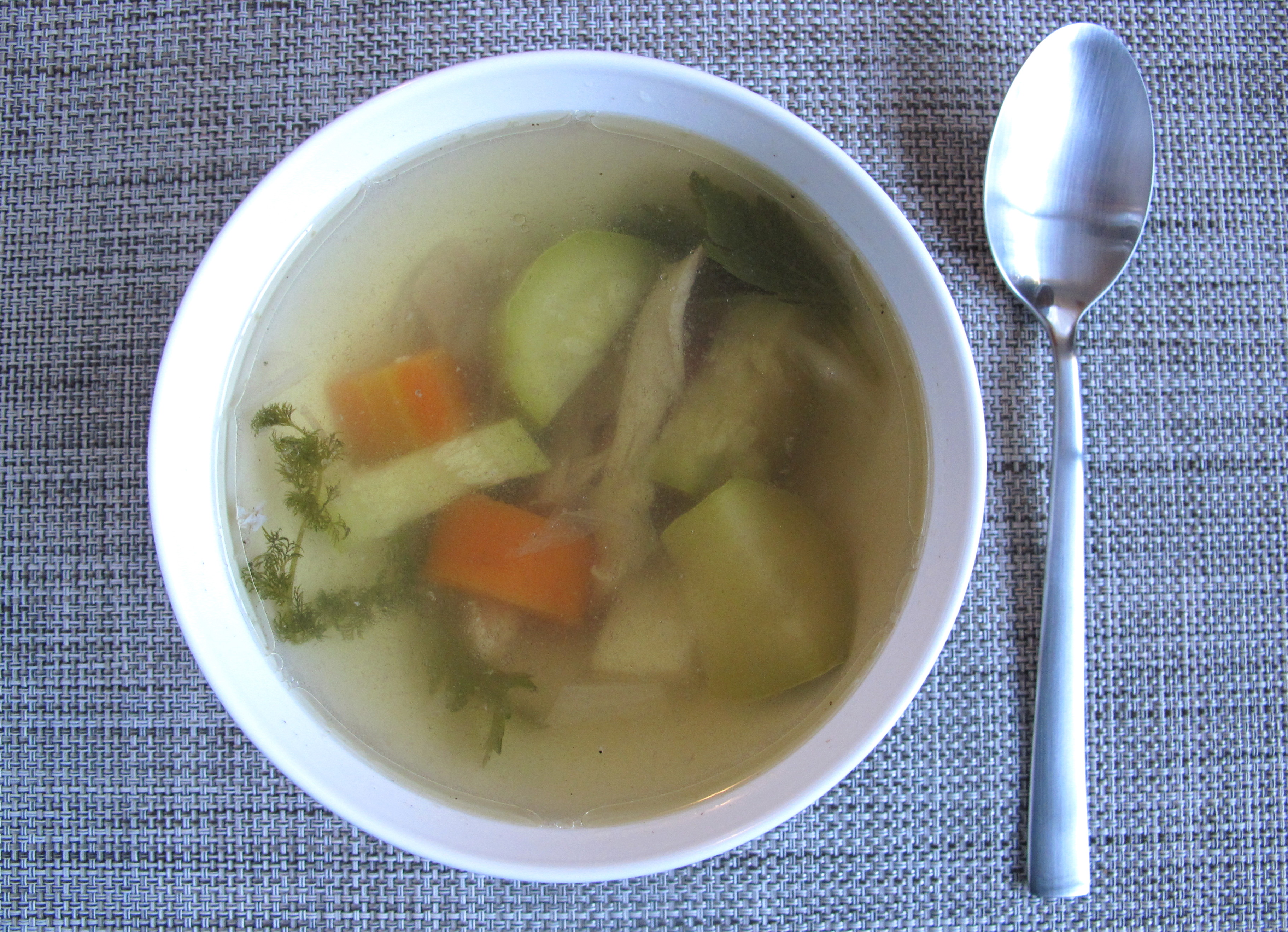 מרק עוף של סבתות