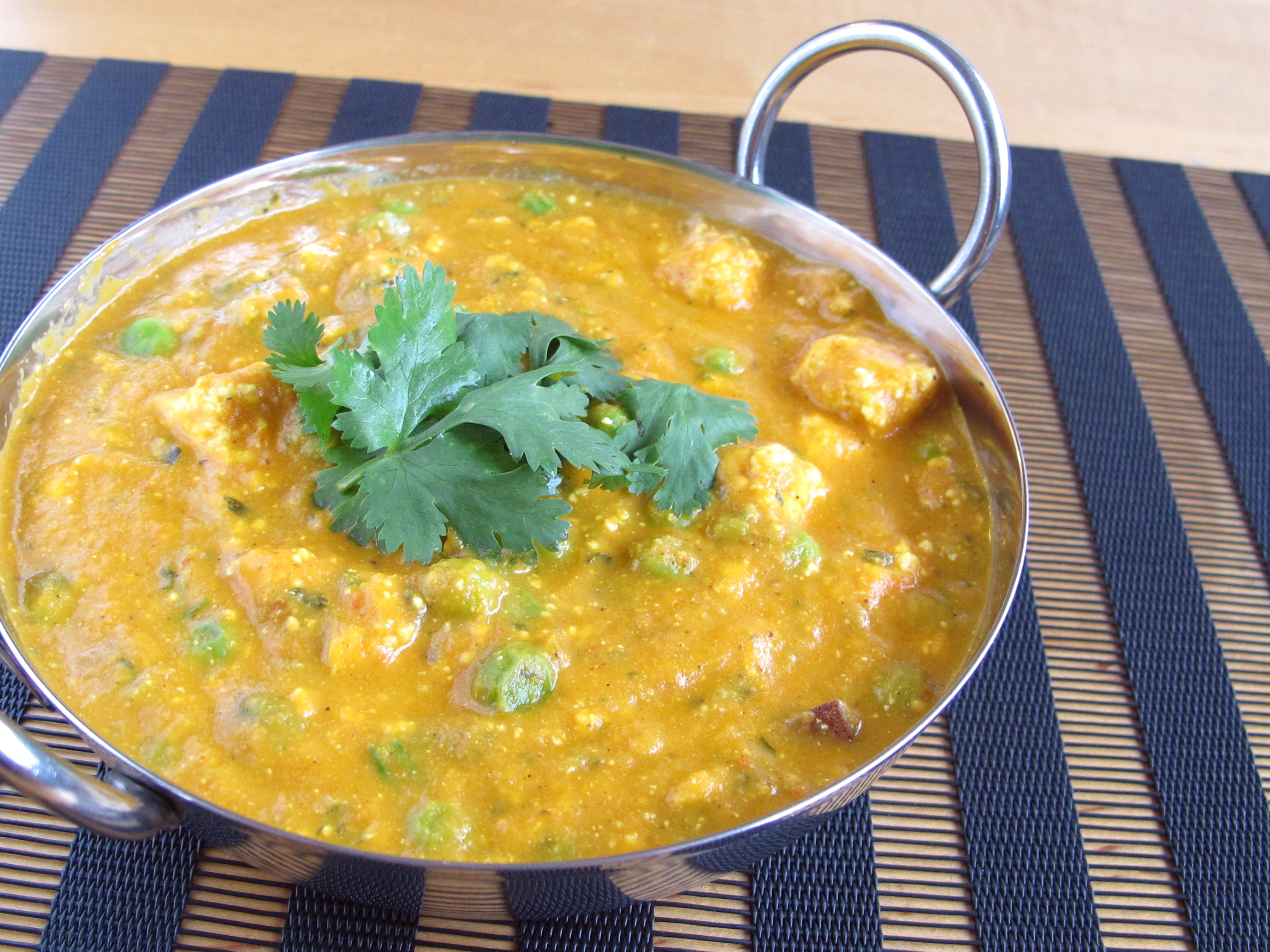 מאטאר פאניר – קארי פאניר ואפונה