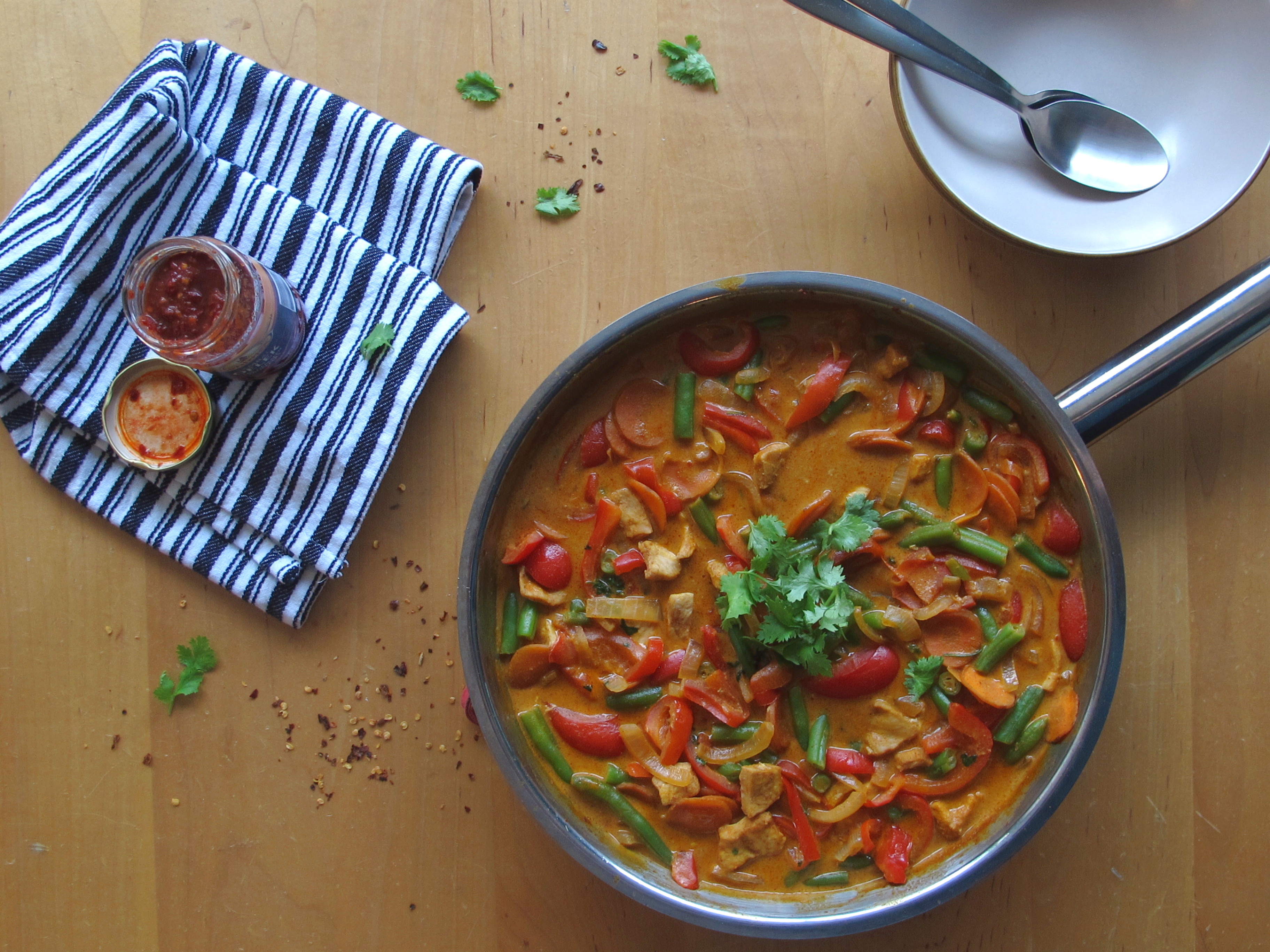 קארי בוטנים תאילנדי