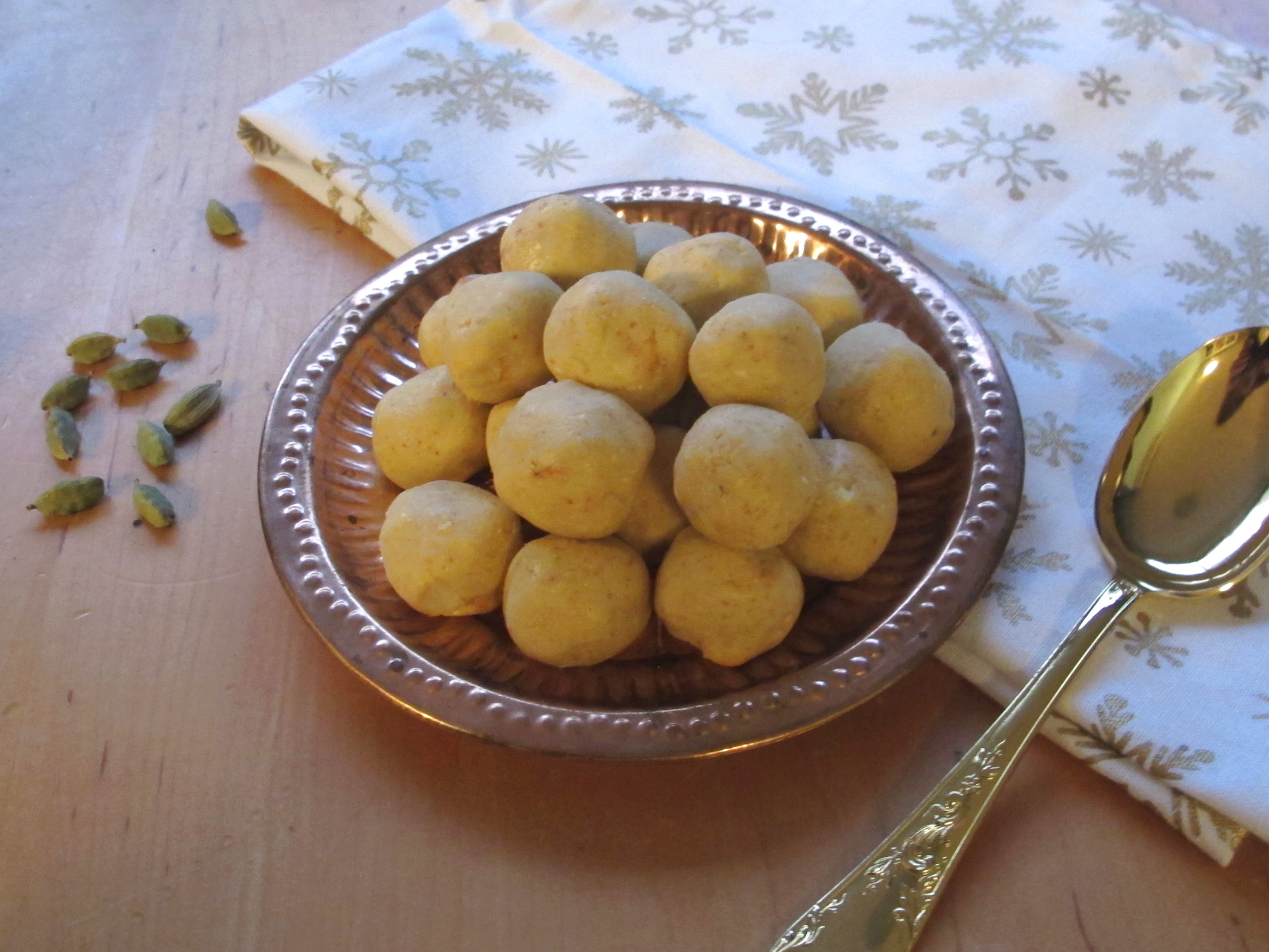 מאלאדו – כדורי חומוס מתוקים